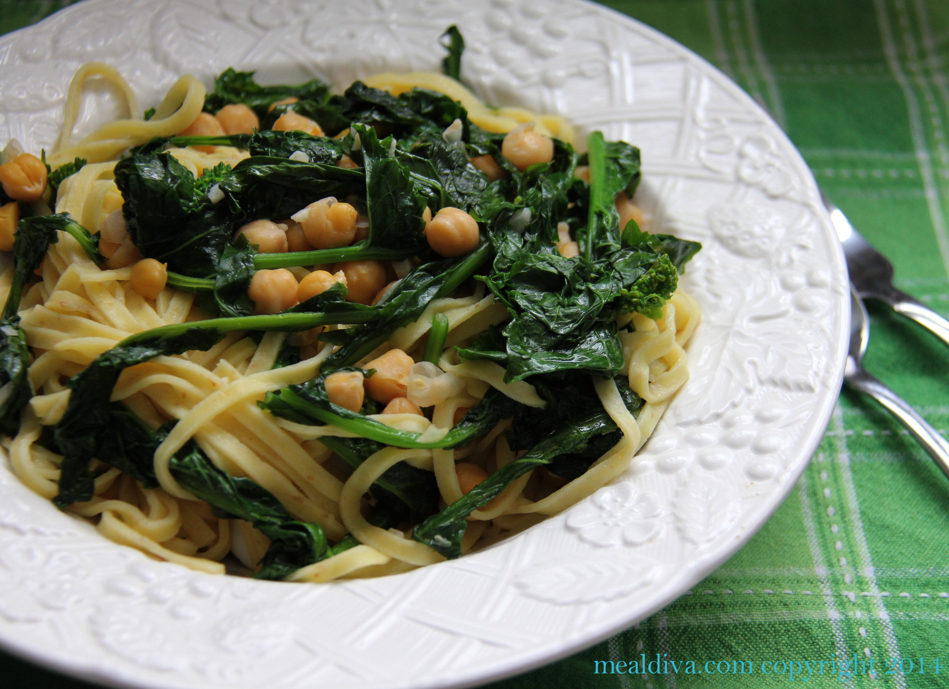 Broccoli Rabe Pasta Toss #Weekday Supper