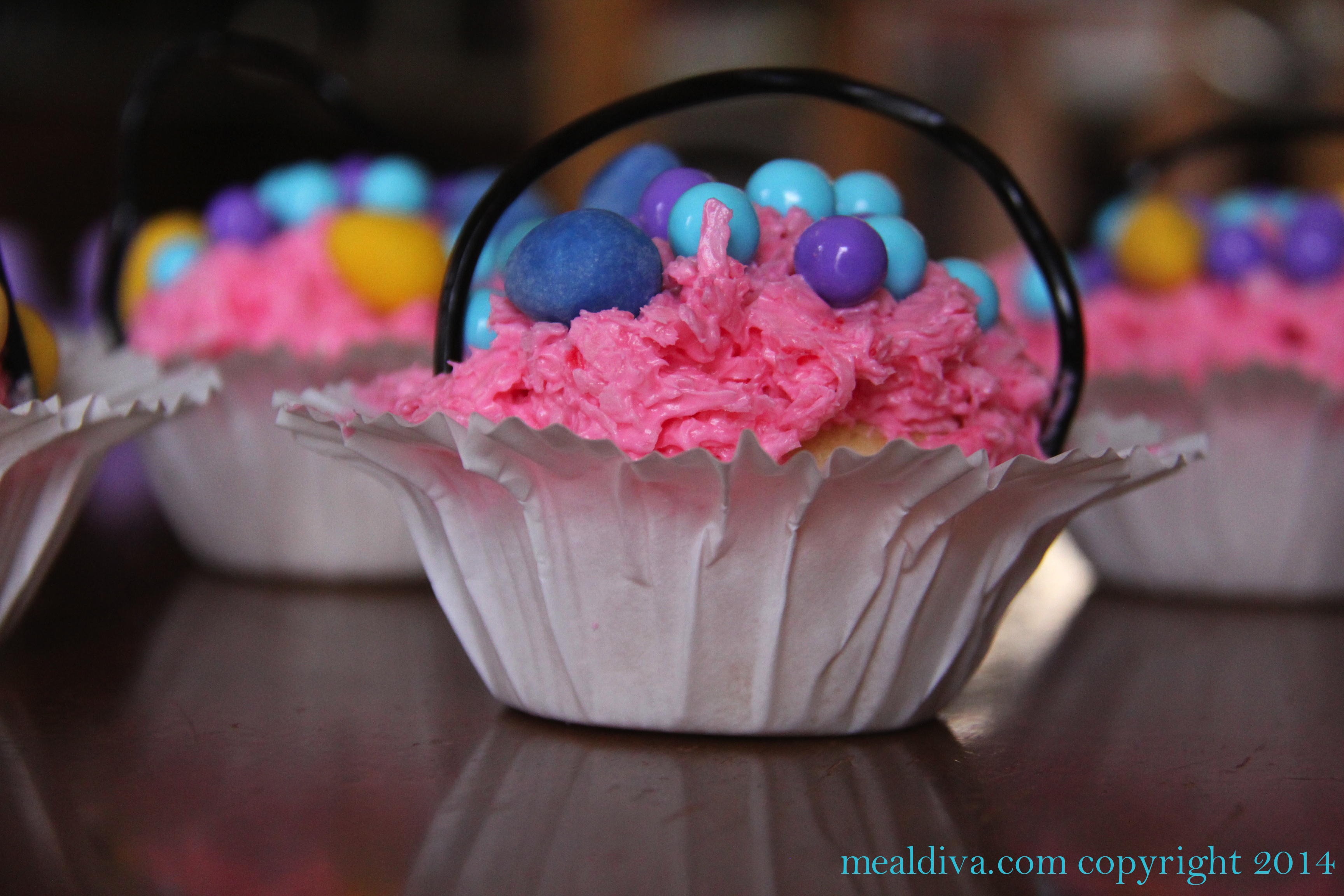 Easter Basket Cupcakes #SundaySupper