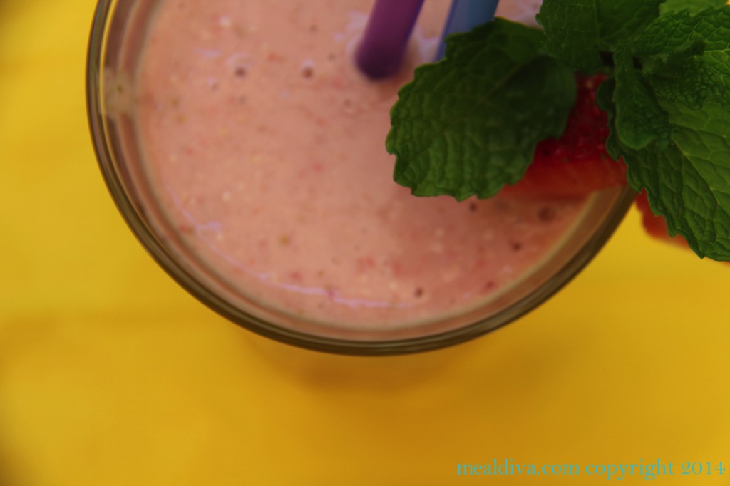 strawberry oatmeal smoothie 2