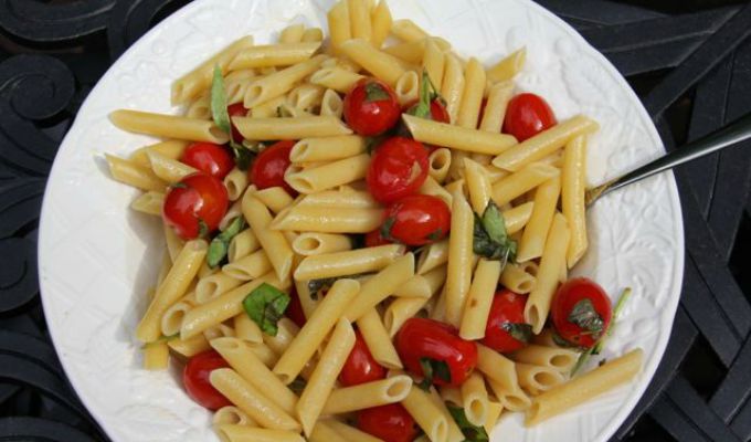 Gluten-Free Fresh Tomato Basil Pasta #WeekdaySupper